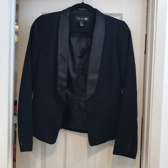 Forever 21 Jackets & Blazers - Forever 21 blazer